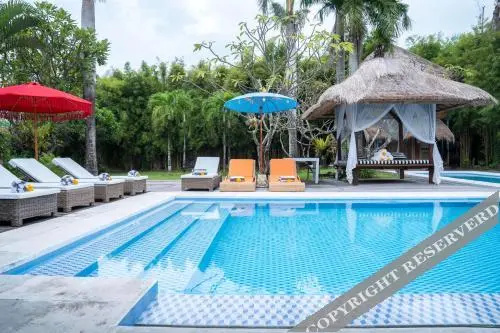 Villa Kalis, 10 BR family and group Villa