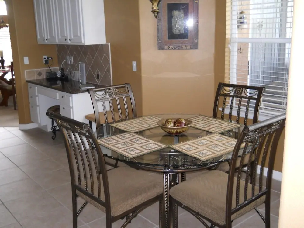 Villas USA Davenport Maingate Area
