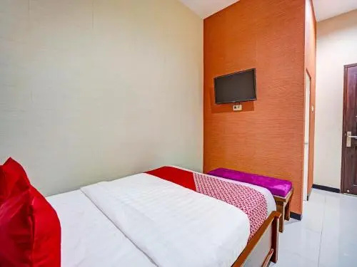 OYO 90889 Dkb Residence