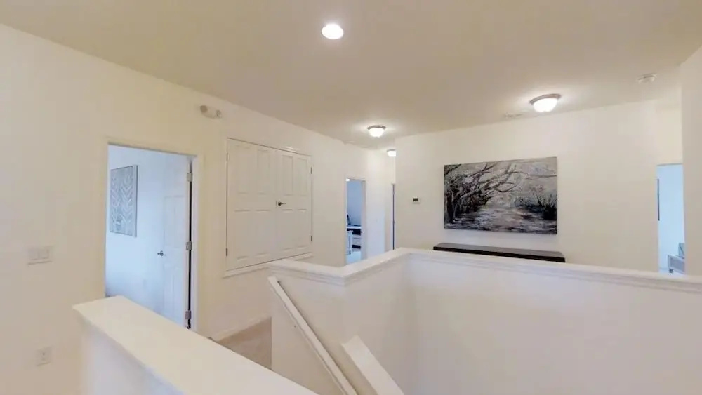 ACO Premium - 7 Bd with south facing pool (1722)