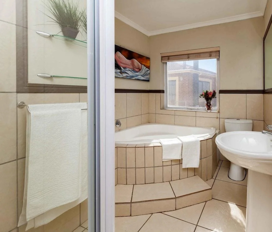 7th Wonder Beach Guest House