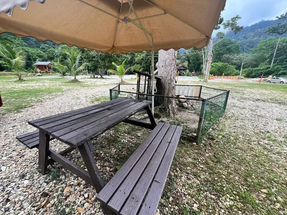 Capital O 91152 Jerot Dusun Campsite