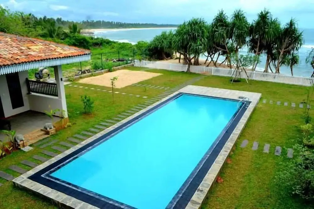 Guru Beach Resort