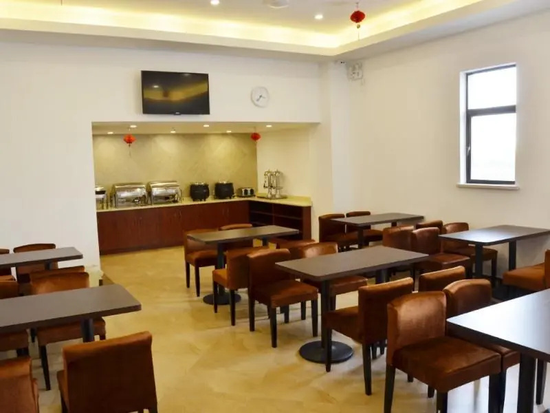 GreenTree Inn Anhui Hefei Lujiang Yulongwan Express Hotel