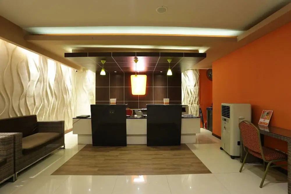 RedDoorz @ Sunset Road Kuta