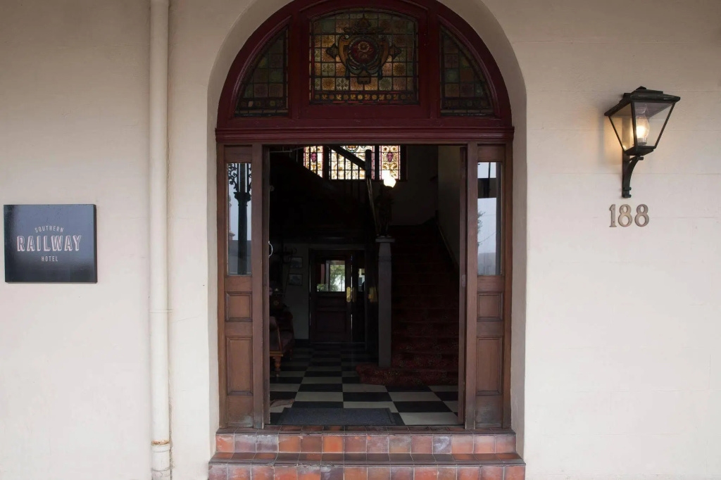 Southern Railway Hotel Goulburn