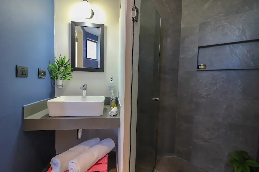 Laylie Tulum - Tropical 3 story condo with Rooftop