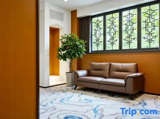 Wupin · Encounter Baicao Garden · Time Luxury Hotel