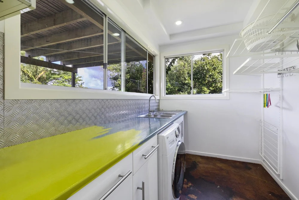 Mapleton The Pink House