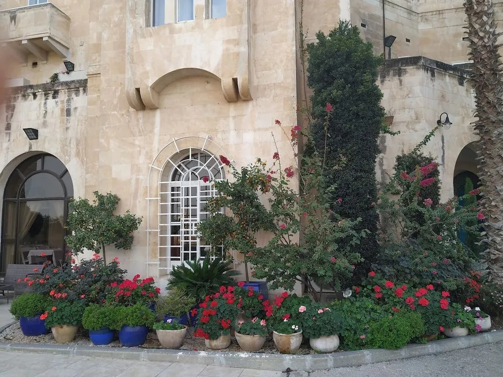 Scots House Hotel