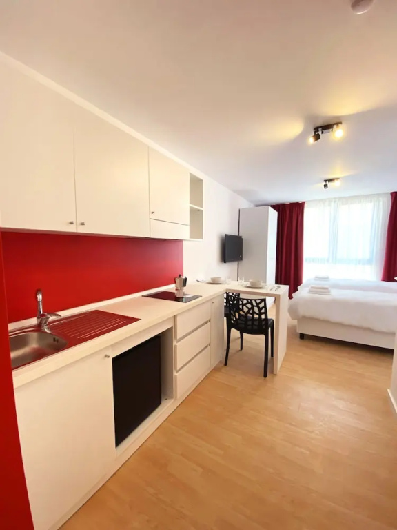 Citizen suites