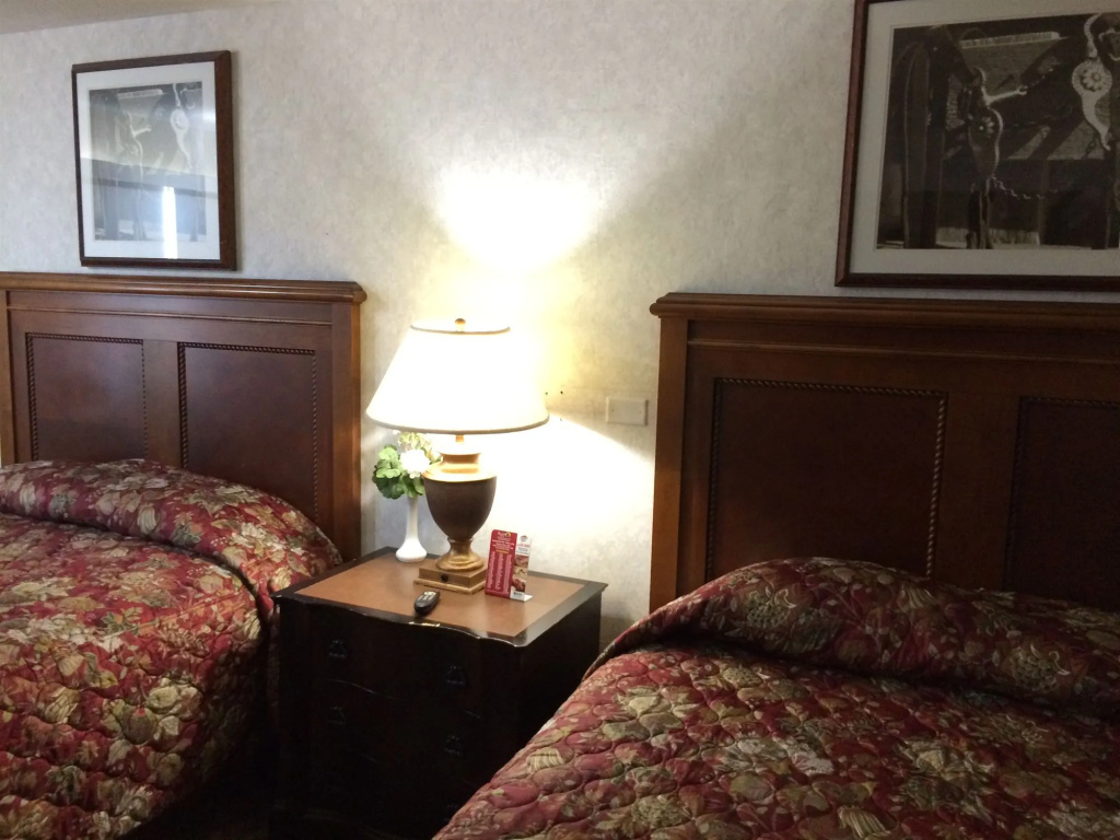 Island Inn