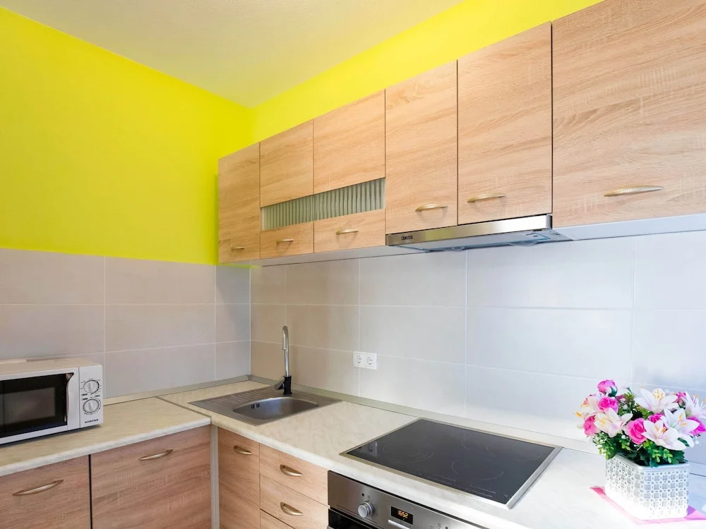 Simplistic Apartment in Vir With Garden