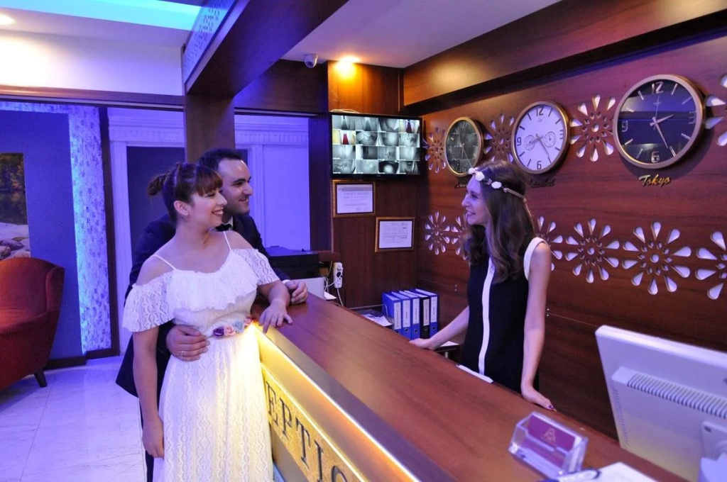Dream Time Hotel