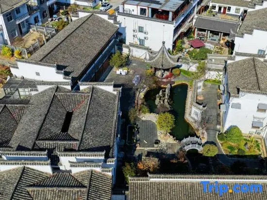 Qichi Zhuangli Huipai B&B