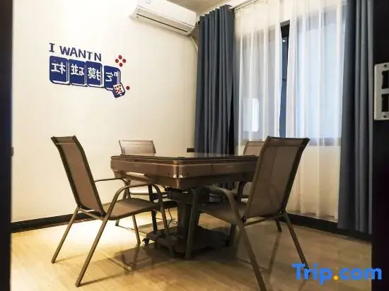 Ledong Sunset Seaside Homestay