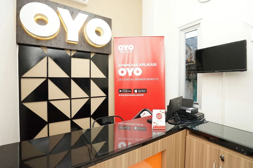 Urbanview Hotel Syariah Graha 8 Bubutan Surabaya