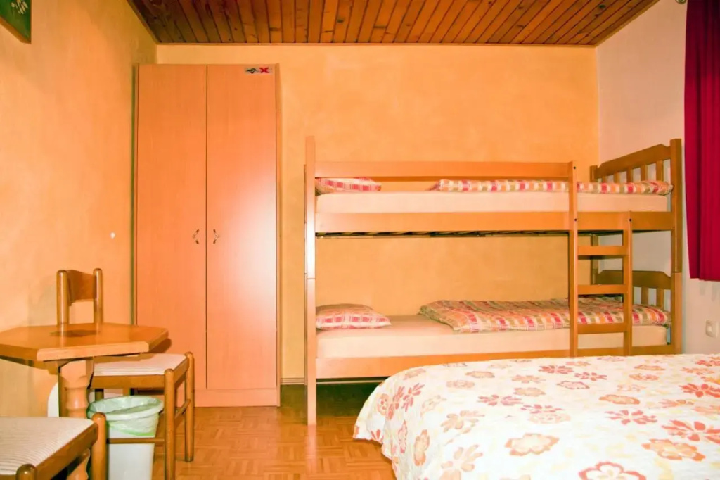 Eko Homestead Luka - Escape Room, Archery, BBQ, Rafting and more -