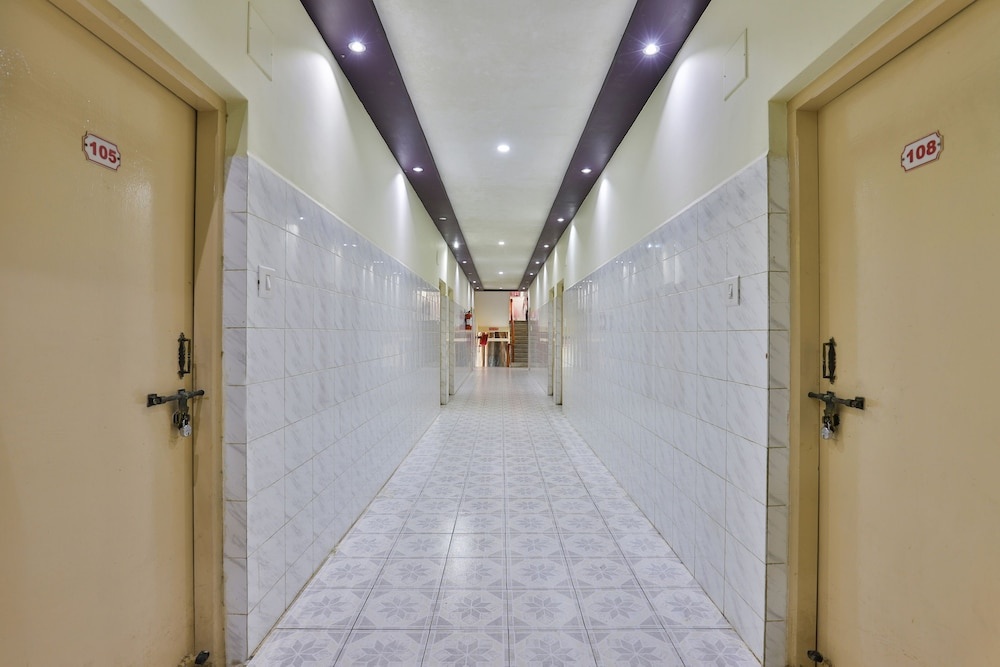 Collection O 18385 Hotel Triveni