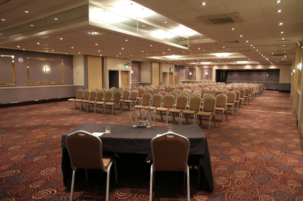DoubleTree by Hilton Bristol City Centre