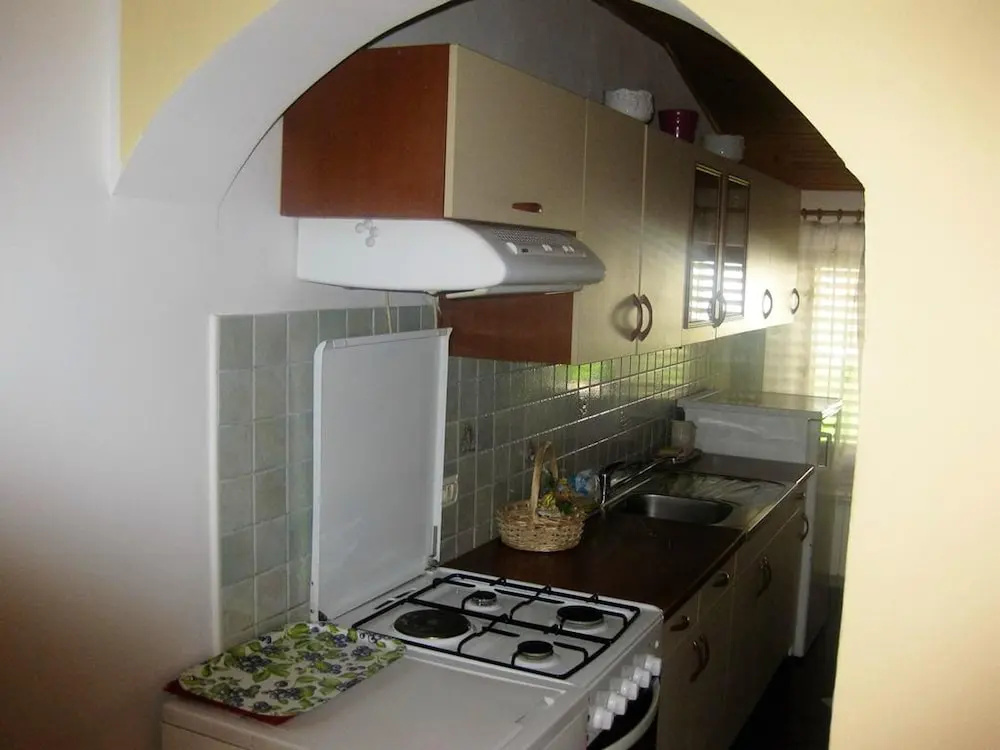 Apartment With 2 Bedrooms in Izola, With Furnished Terrace and Wifi Near the Beach