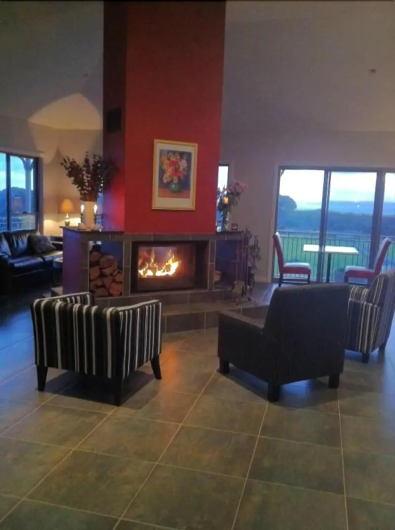 Swan Lake Guest House