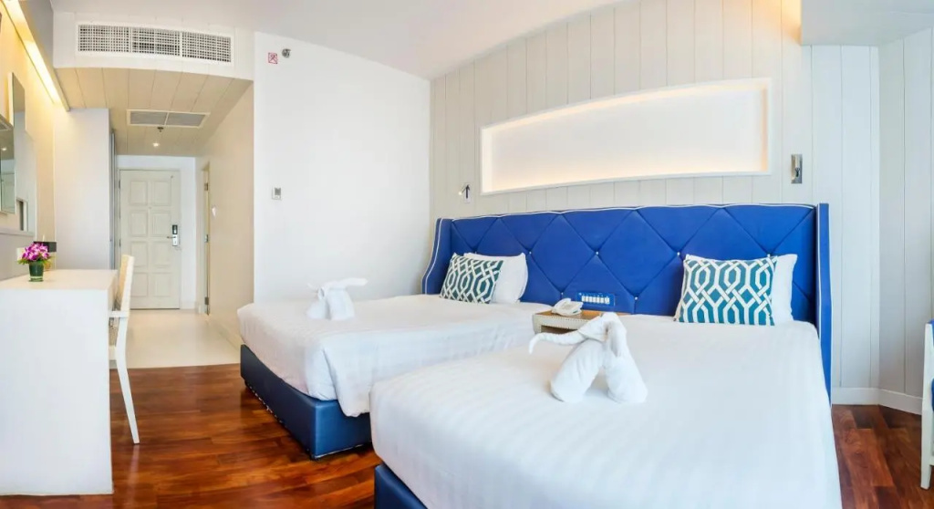 Jomtien Palm Beach Hotel & Resort - Family-Friendly