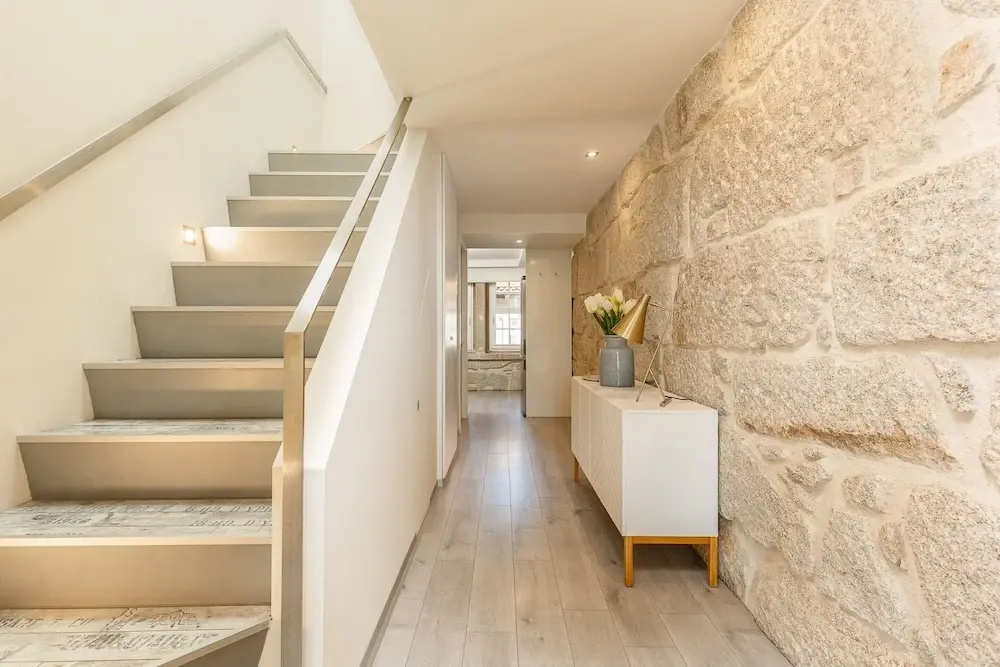 Charming riverview apartment in Porto