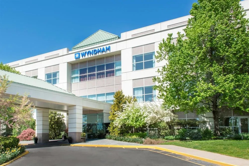 Wyndham Hamilton Park Hotel and Conference Center