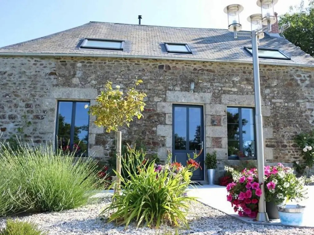 Gîte Saint-Calais-du-Désert, 4 pièces, 6 personnes - FR-1-600-161