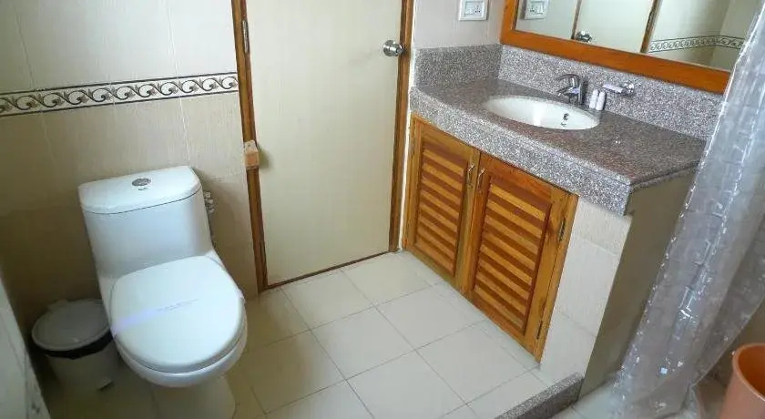 The Eee Cee Hotel