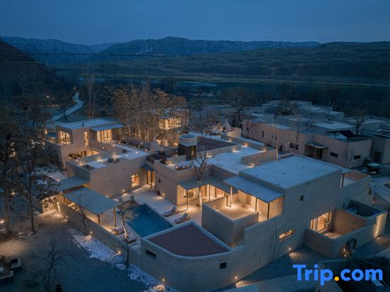 Yuanbaixiang Luxury Hotel