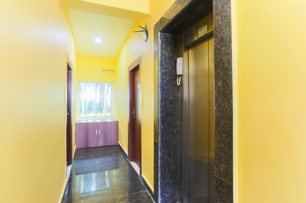 Capital O 23179 Hotel Golden Bangla