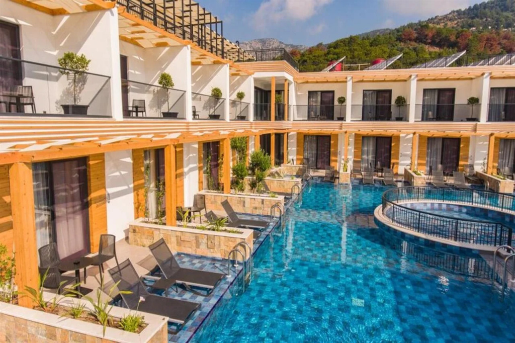 L Hotel Sarigerme