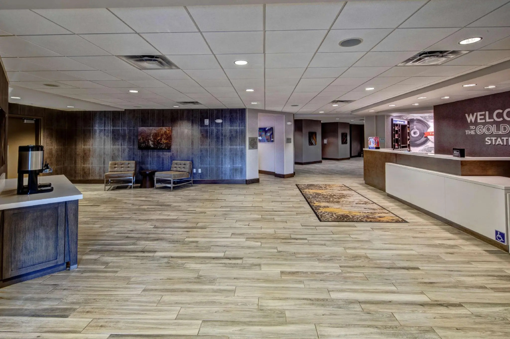 Hampton Inn & Suites San Jose Airport
