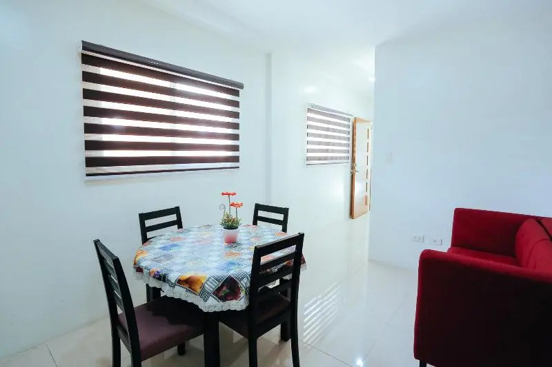 LJENJ Apartelle near Clark Airport