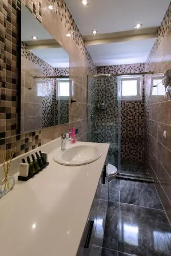 Athens Chic House