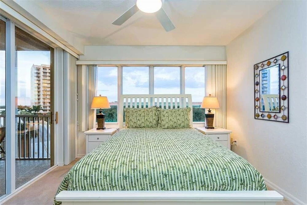 Island Beach Club 304 - Two Bedroom Condo