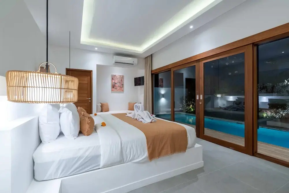 Villa Lounes 1 - Walking Distance to Nyanyi Beach