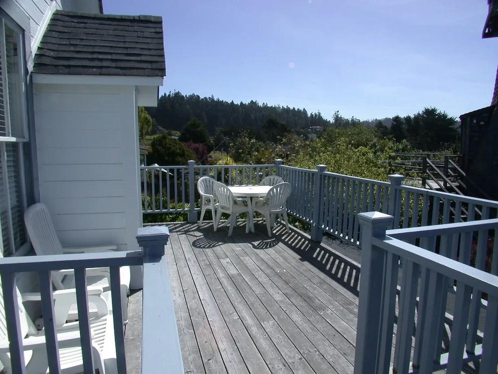 Nicholson House Inn