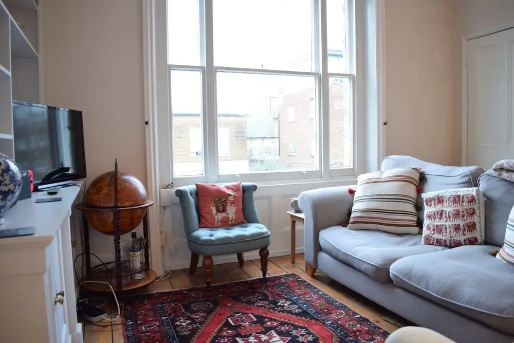 Bright 1 Bedroom Flat in Brixton