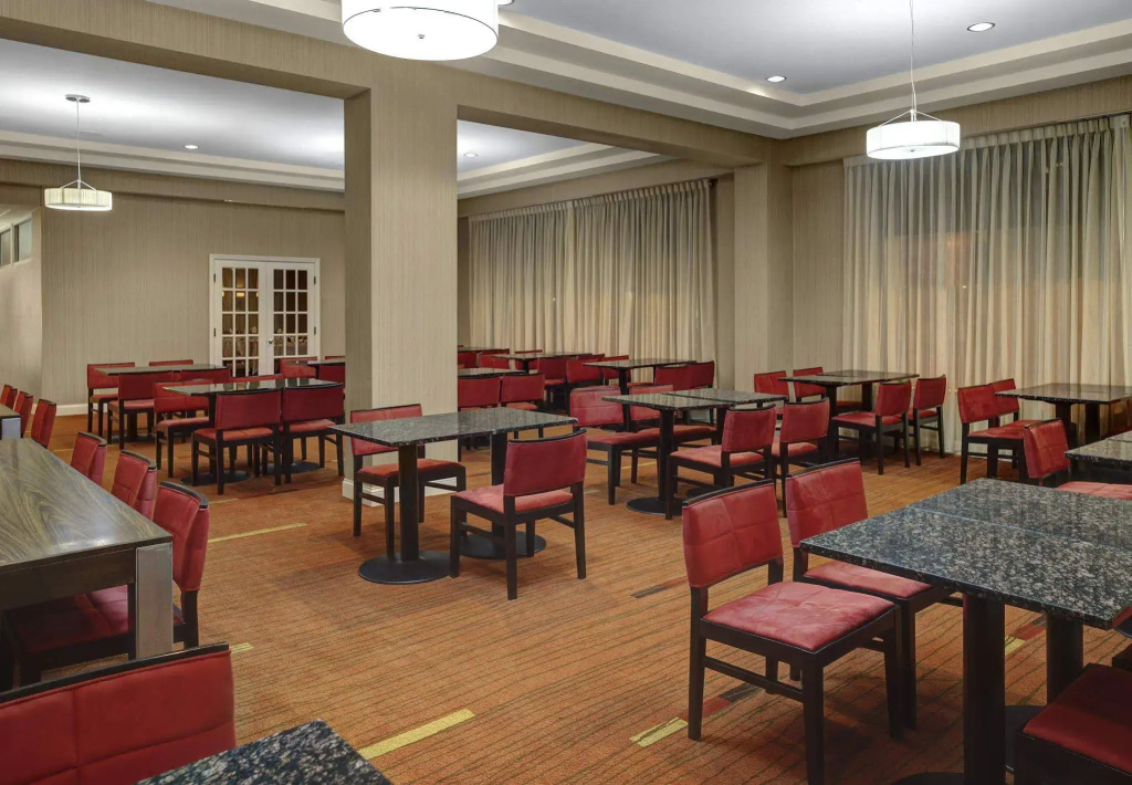 Courtyard by Marriott St. Cloud