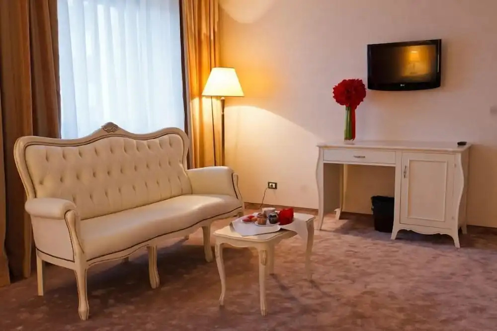 Hotel Roman by Dumbrava Business Resort