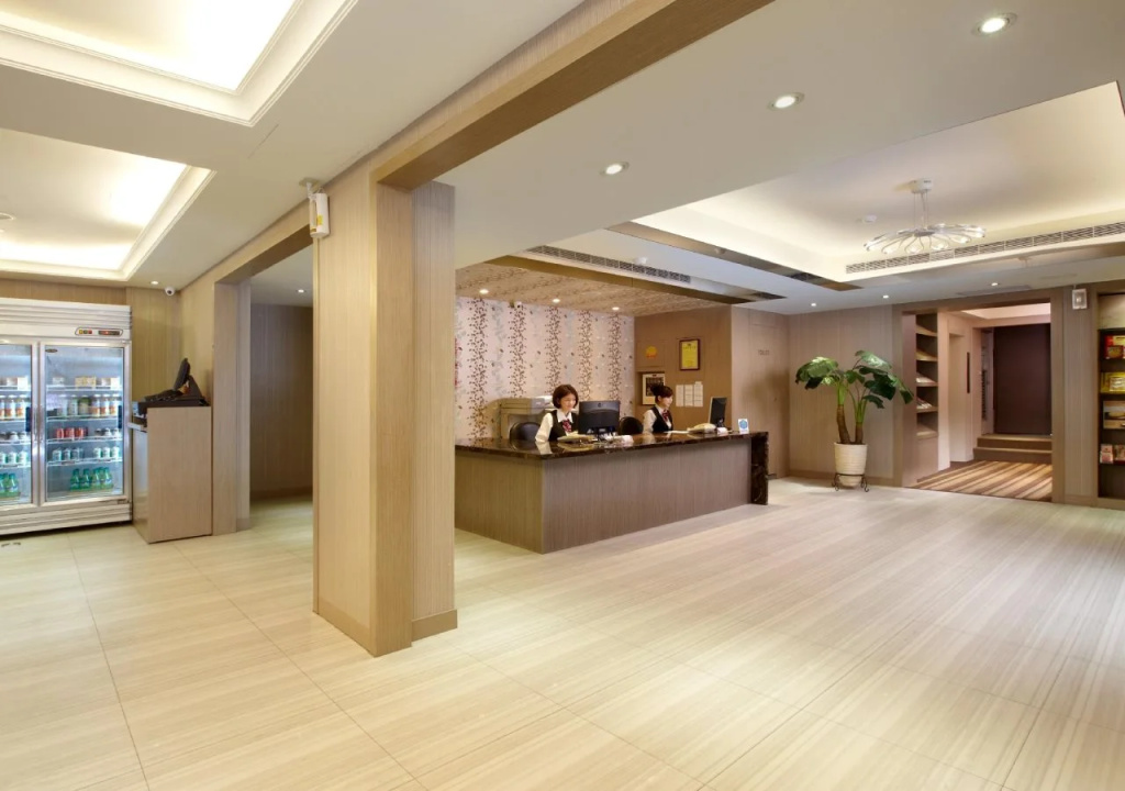 Rf Pretty Hotel