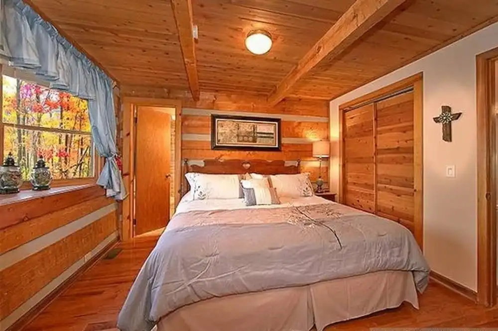 Get N Lucky 1 Bedroom Cabin