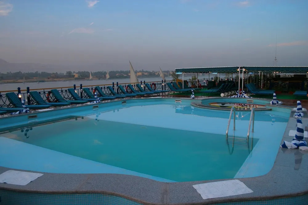 Nile Cruise Luxor Aswan 3,4 and 7 nights