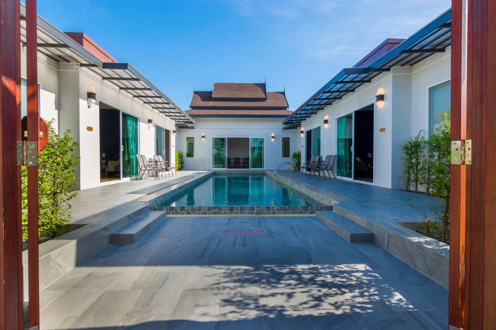 Phuket La Siesta Pool Villas & Pool Access Rooms