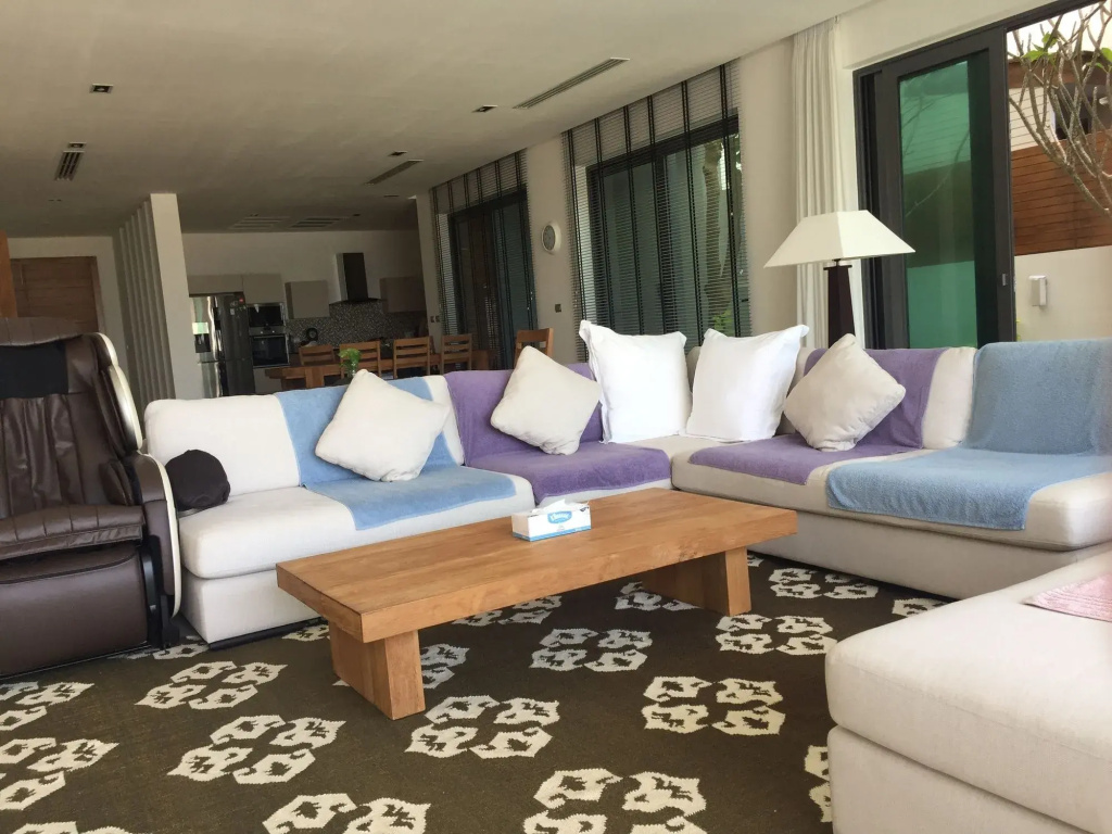 Rawai Beachfront Luxury Pool Villa
