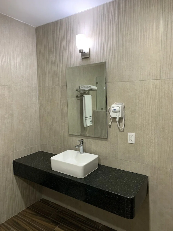 Hotel Bugari Aeropuerto Guadalajara