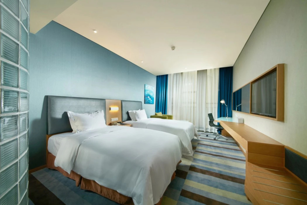 Holiday Inn Express Leshan City Square